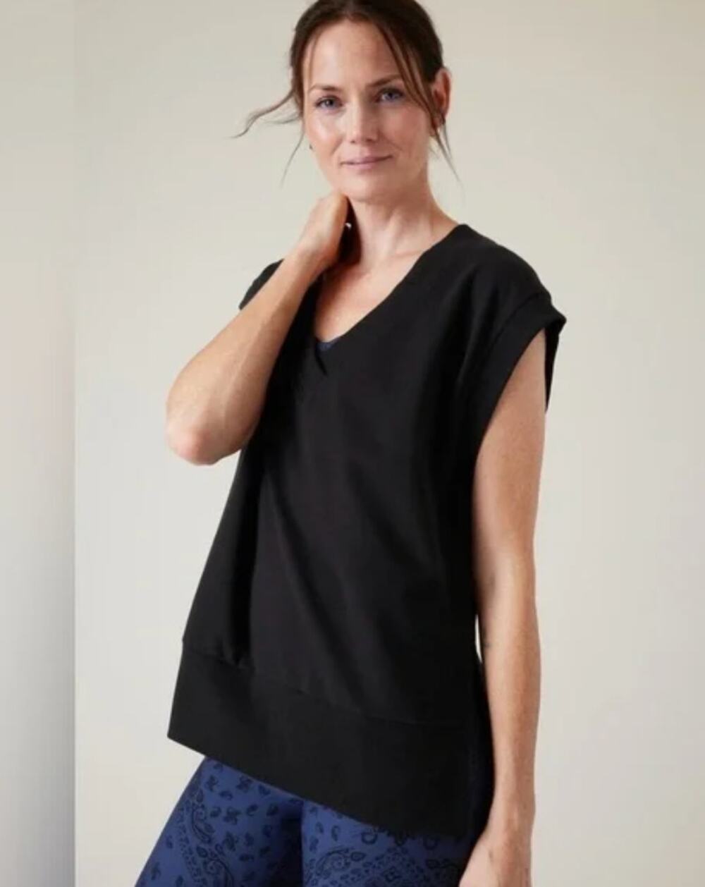 Athleta Black Retroterry Sleeveless V-Neck Oversized Sweatshirt Sz M